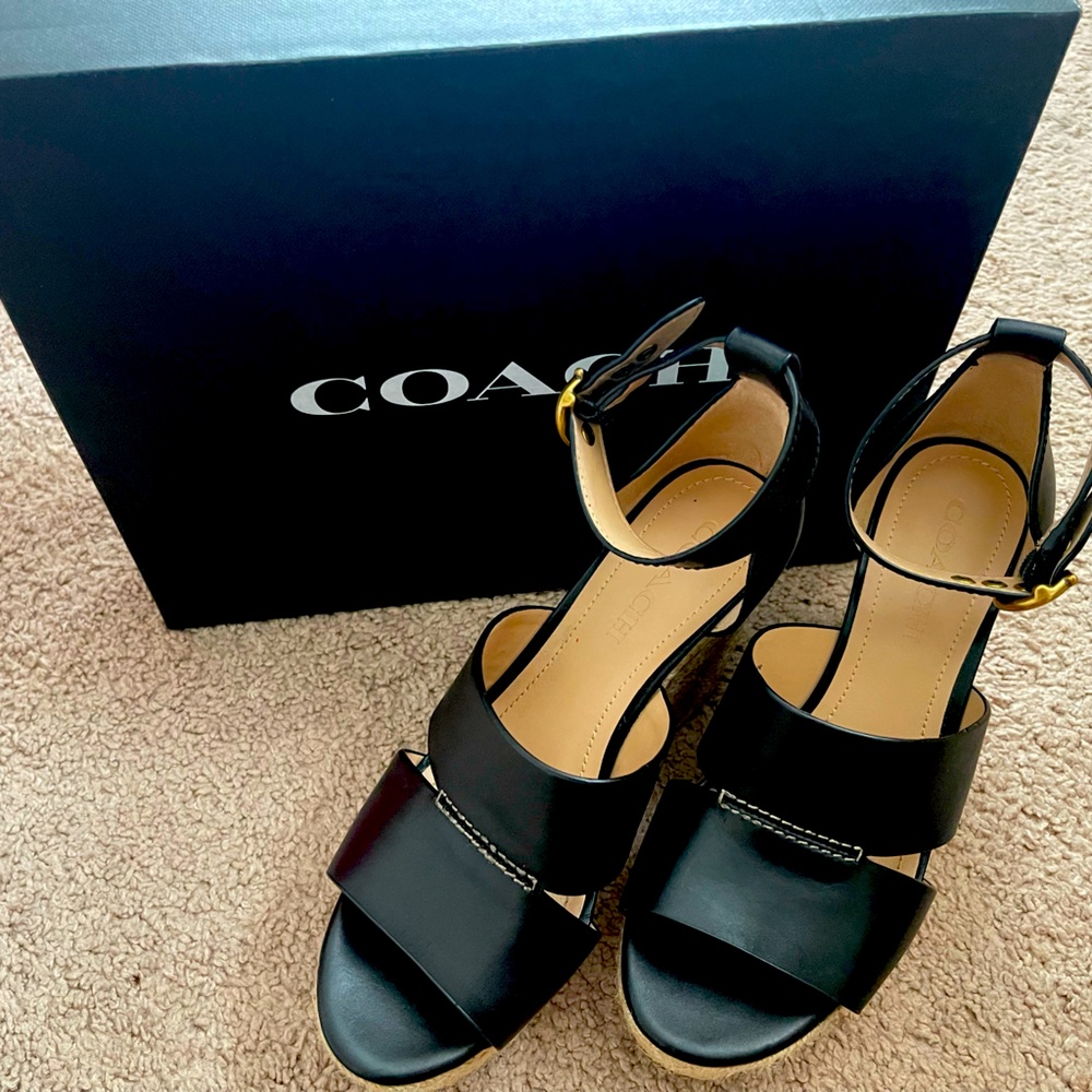 Coach ISLA LTR wedges